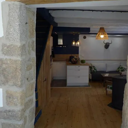 Semesterbostad La Maison Toute De Travers