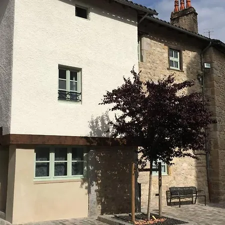 La Maison Toute De Travers Semesterbostad *