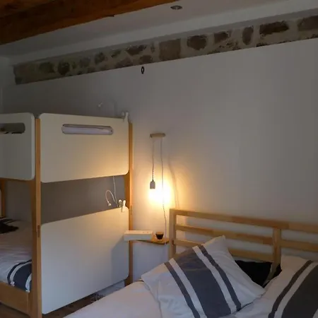 La Maison Toute De Travers Semesterbostad