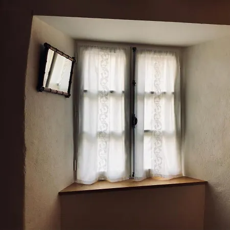 La Maison Toute De Travers Semesterbostad
