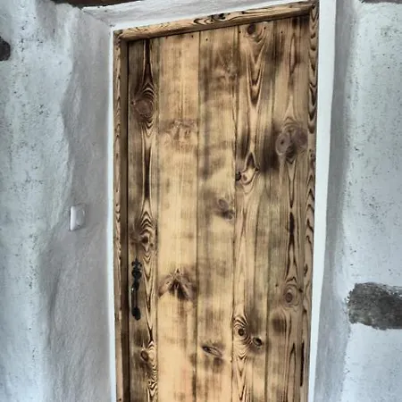 La Maison Toute De Travers Semesterbostad *
